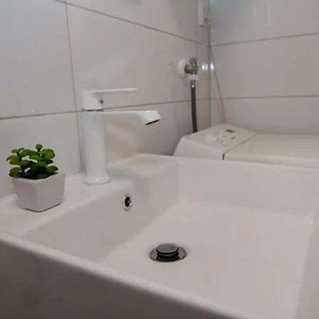 Appartamento New Renovated 15 Min From On Foot *