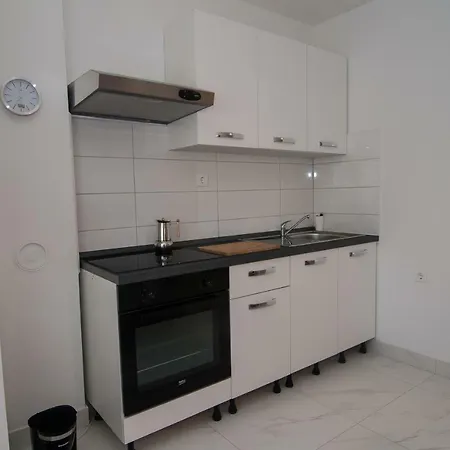 Appartement New Renovated 15 Min From On Foot