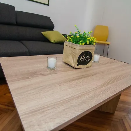New Renovated 15 Min From On Foot * Pola